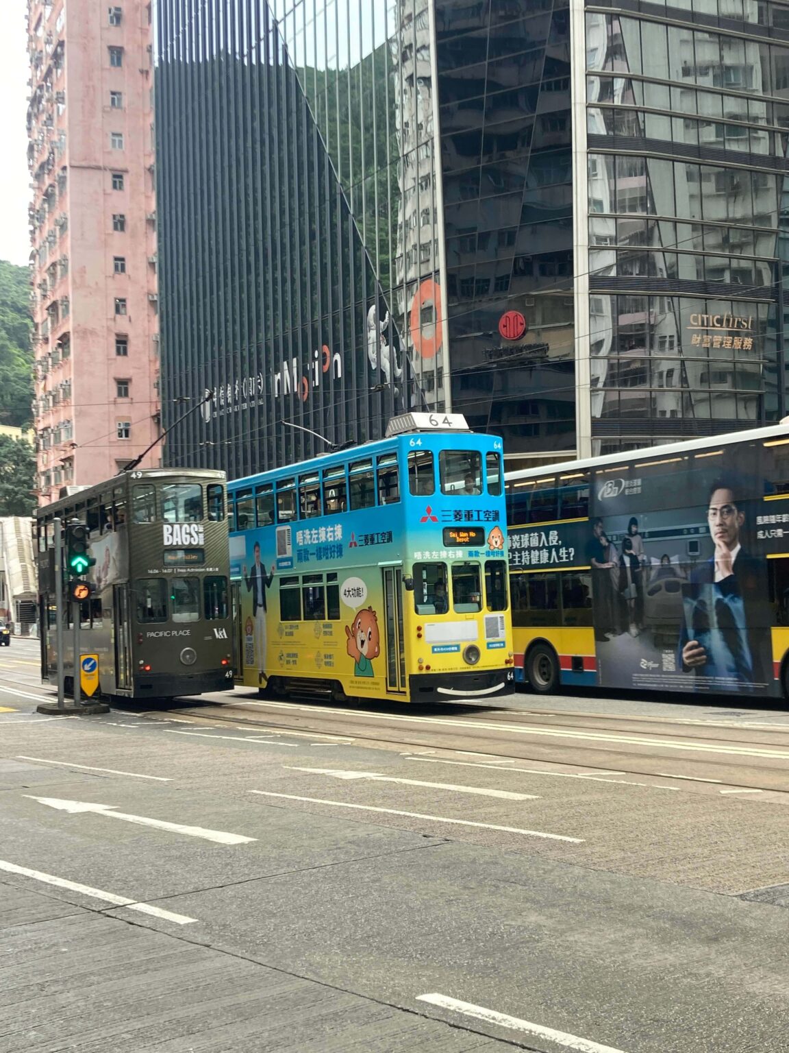 【最新版】香港国際空港で両替できる店について解説します アジアとヨーロッパ巡るボアソノライフ